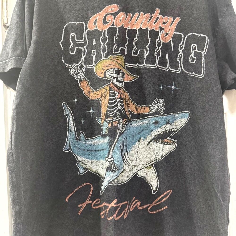 T shirt- Country Calling Music Festival - Skeleton Cowboy Shark - Large 2024
